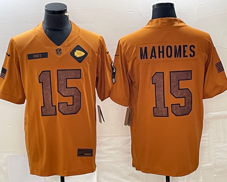 Men's Kansas City Chiefs Patrick Mahomes #15 Brown 2023 Salute To Service Retired Limited Jersey