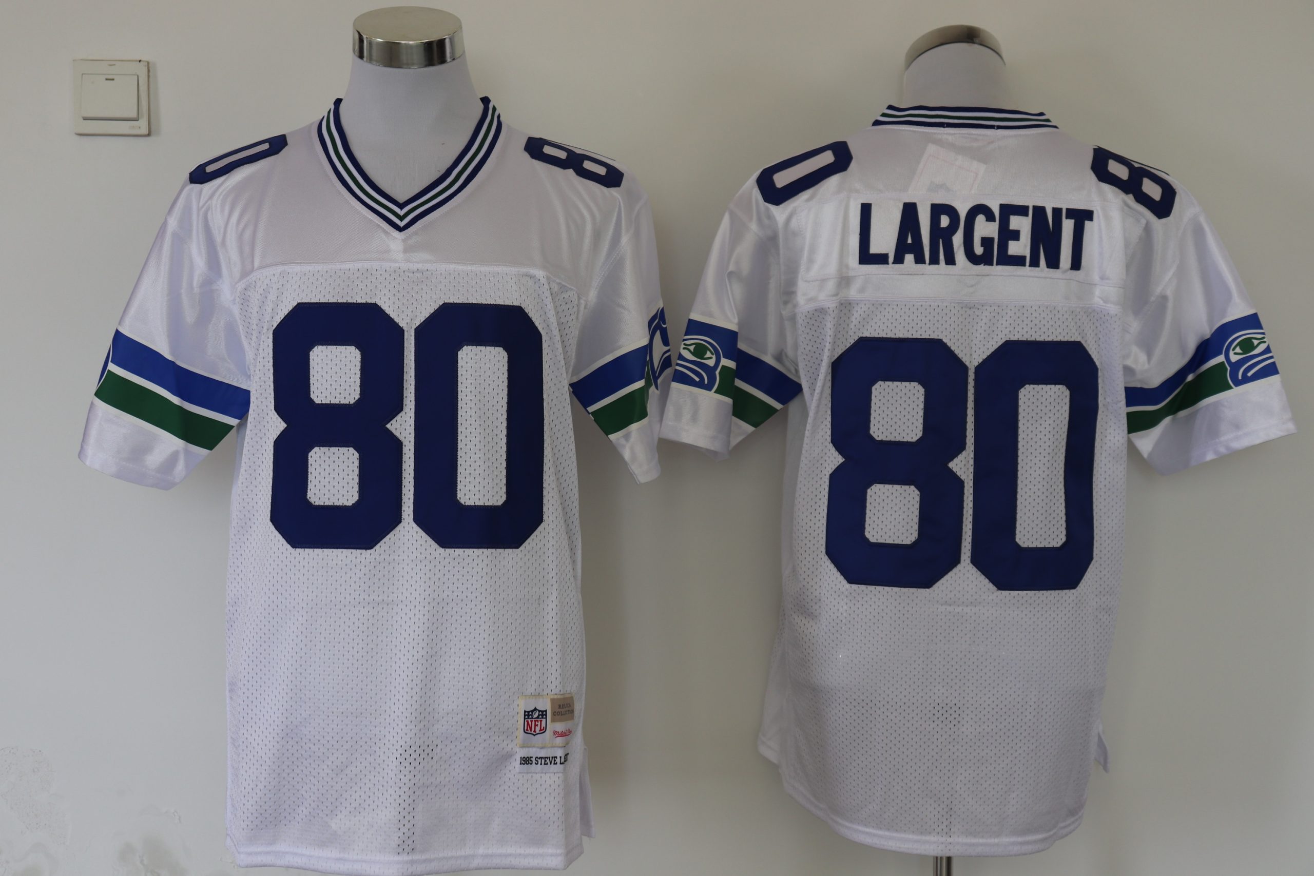 mens-seattle-seahawks-steve-largent-mitchell-ness-white-legacy-jerseyqclde7ukoelw_0.jpg