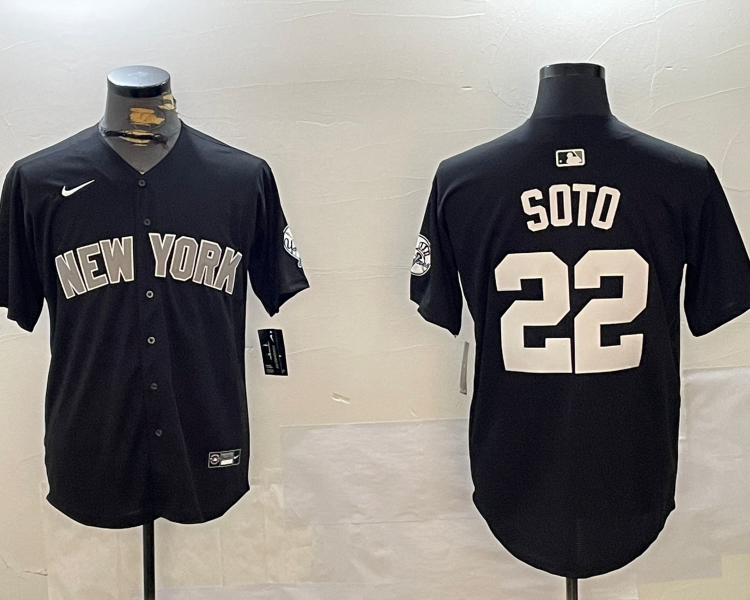 Men's New York Yankees Juan Soto #22 Black Jersey