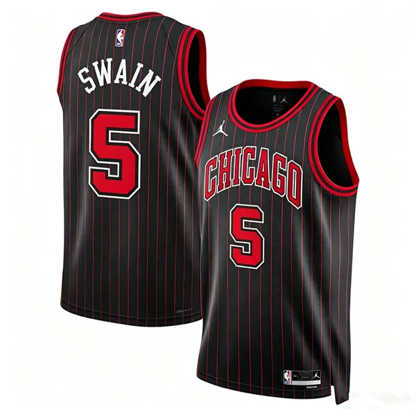 Mens Chicago Bulls #5 Dailyn Swain Black Statement Edition Swingman Jersey