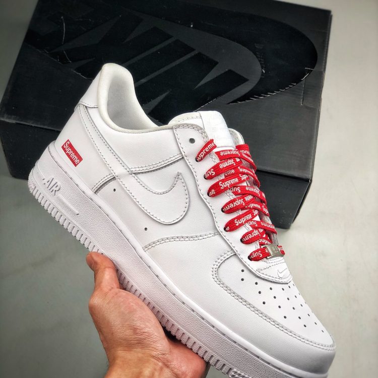 Unsex NIKE AIR FORCE 1 x SUPREME CU9225-100