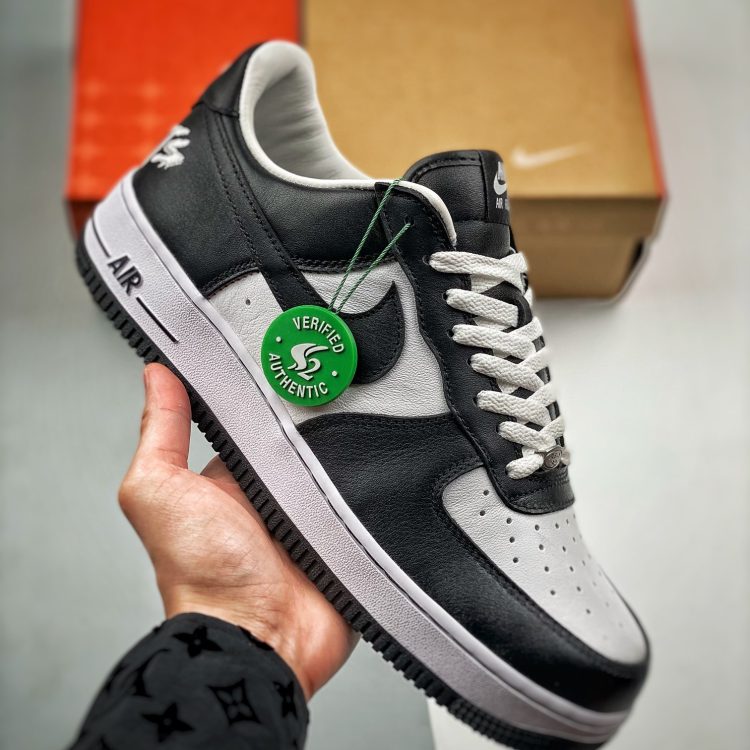 Unsex TERROR SQUAD X NIKE AIR FORCE 1 LOW FJ5756-100
