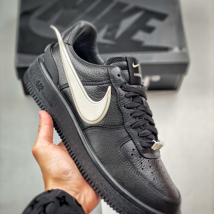 Unsex AMBUSH X NIKE AIR FORCE 1 LOW DV3464-001
