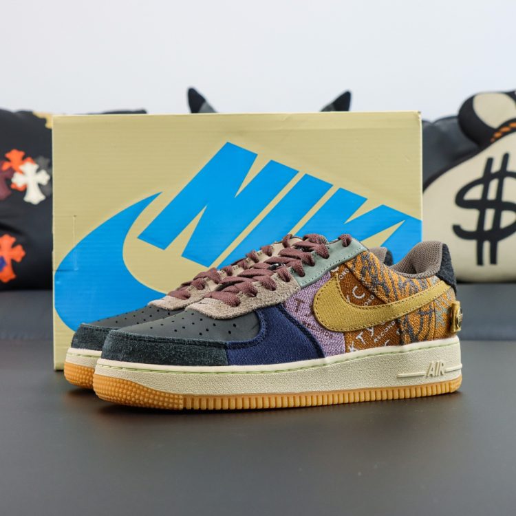 Unsex TRAVIS SCOTT X NIKE AIR FORCE 1 CACTUS JACK CN2405-900