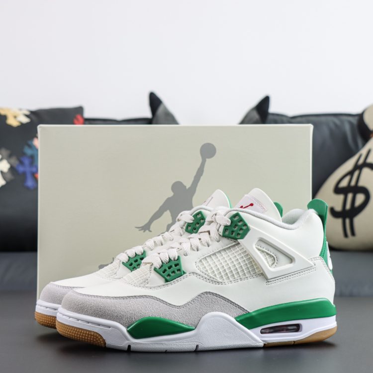 NIKE SB X AIR JORDAN 4 PINE GREEN DR5415-103