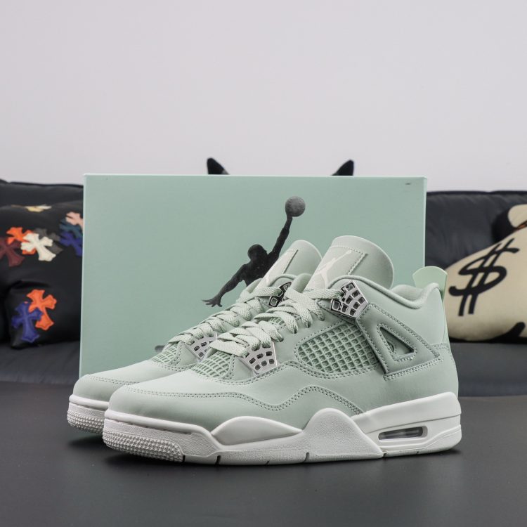 AIR JORDAN 4 RETRO SEAFOAM HV0823-003