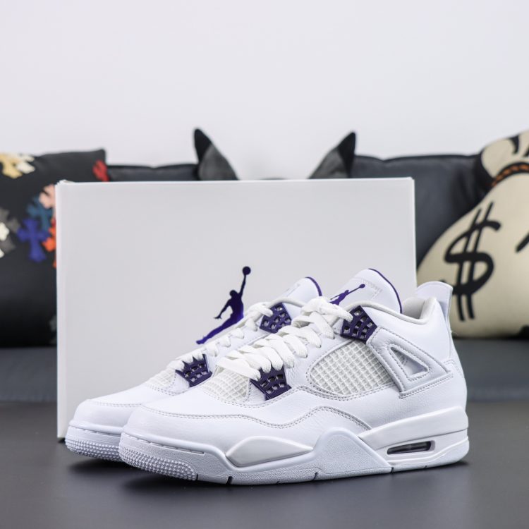 AIR JORDAN 4 "COURT PURPLE" CT8527-115