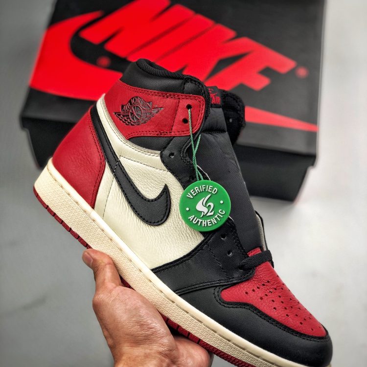 Unsex AIR JORDAN 1 Retro High OG Bred Toe 555088-610