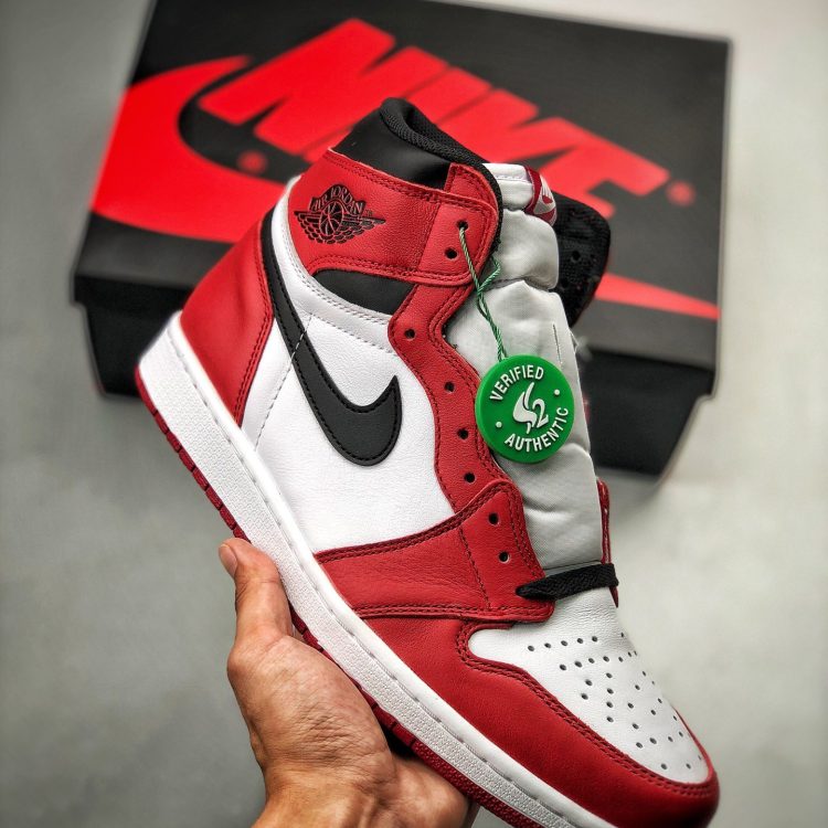 Unsex AIR JORDAN 1 Retro OG "Chicago" 555088-101