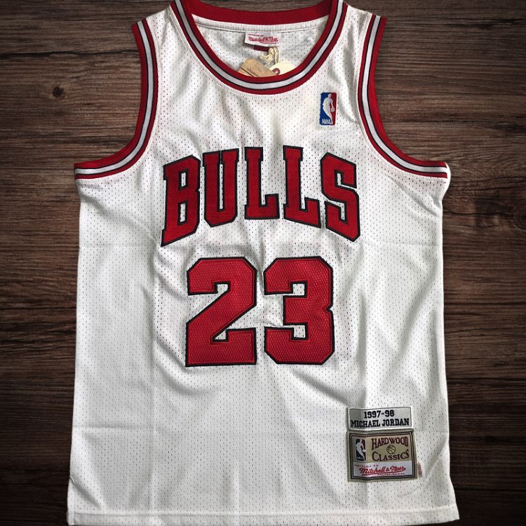 Men's Chicago Bulls 1997-98 #23 Michael Jordan Jersey White