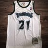 Men's Minnesota Timberwolves 1997/98 #21 Garnett White Jersey