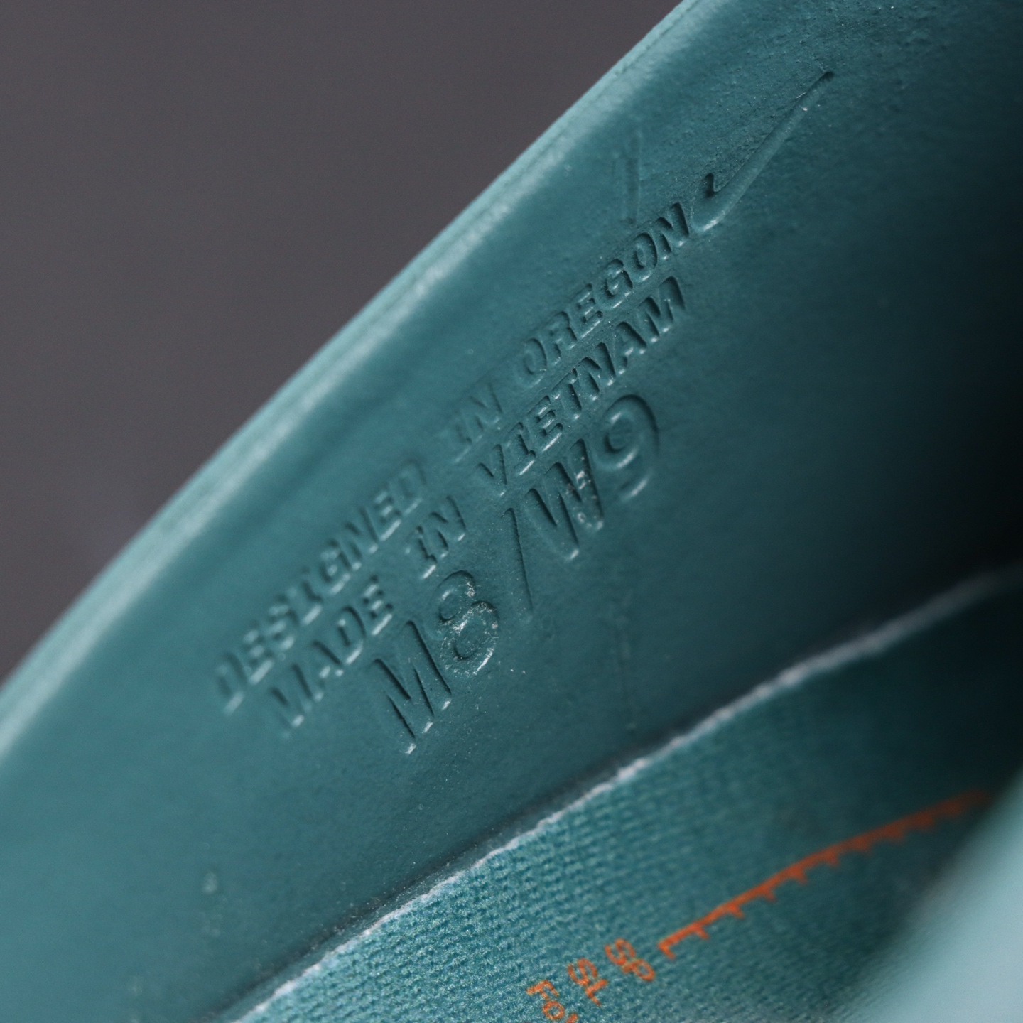 ad903ff3
